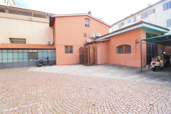 casa indipendente in vendita a Firenze