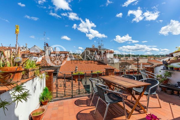 appartamento in vendita a Firenze in zona Centro San Frediano