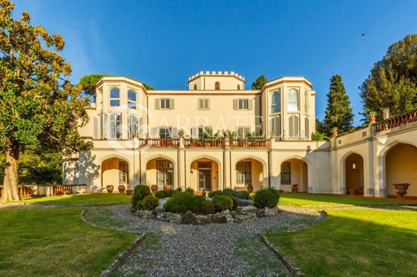 appartamento in vendita a Firenze in zona Pian dei Giullari