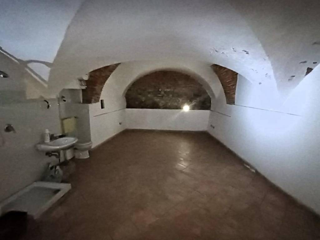 locale commerciale in vendita a Firenze