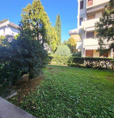 appartamento in vendita a Firenze in zona Rovezzano