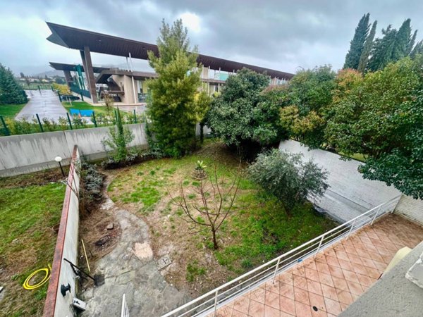 casa indipendente in vendita a Firenze