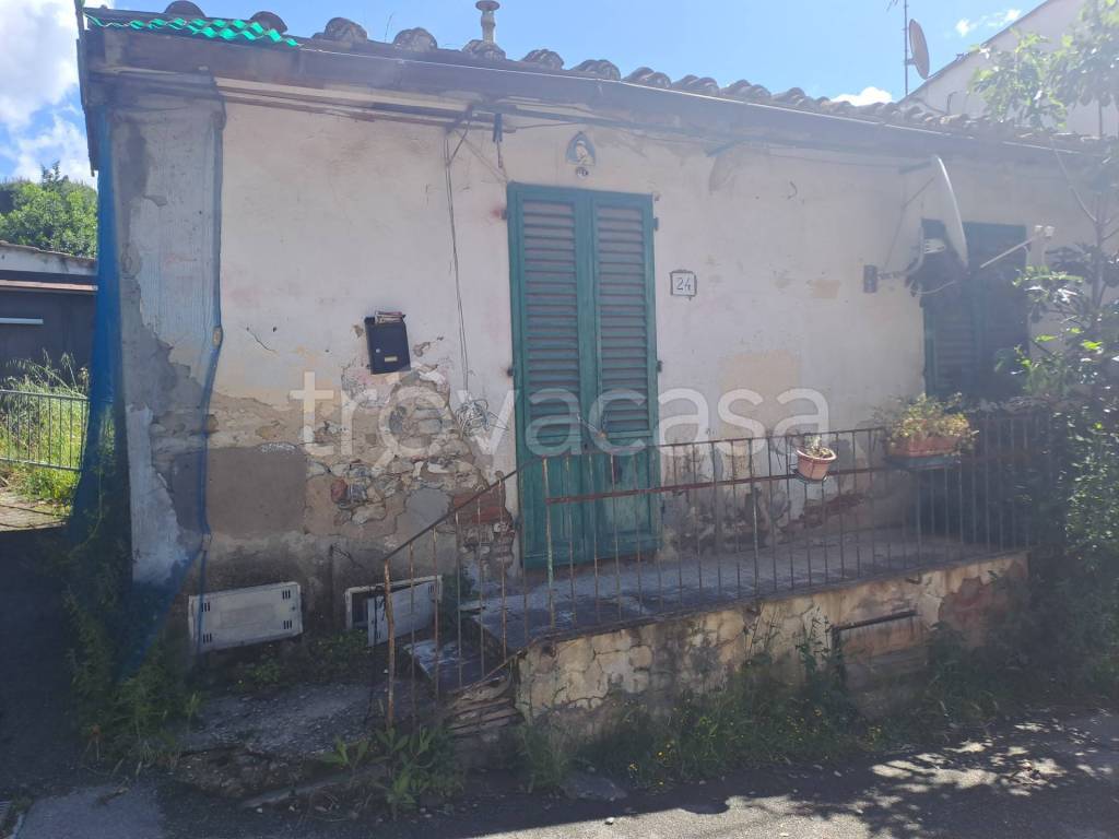 appartamento in vendita a Firenze in zona Serpiolle