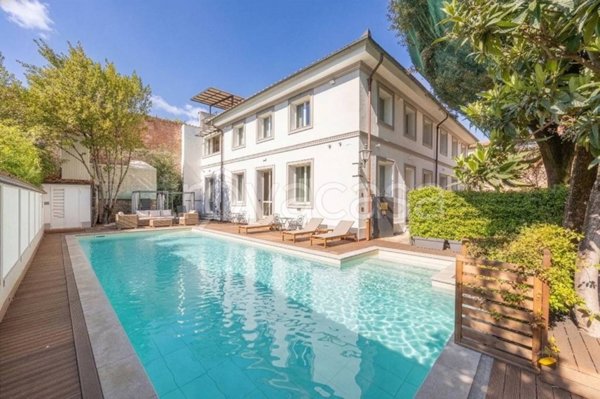 casa indipendente in vendita a Firenze in zona Centro Santa Croce