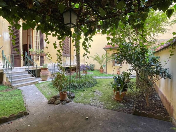 appartamento in vendita a Firenze