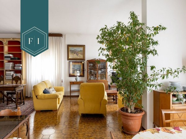 appartamento in vendita a Firenze in zona Soffiano