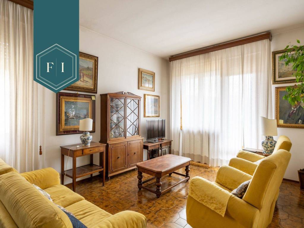 appartamento in vendita a Firenze in zona Bellosguardo