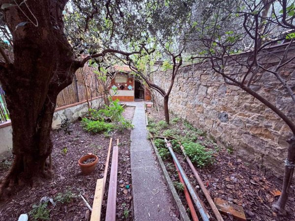 appartamento in vendita a Firenze in zona Campo di Marte