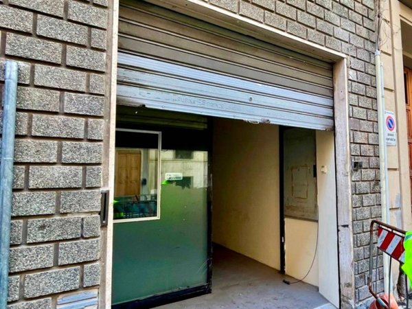 negozio in vendita a Firenze in zona Campo di Marte