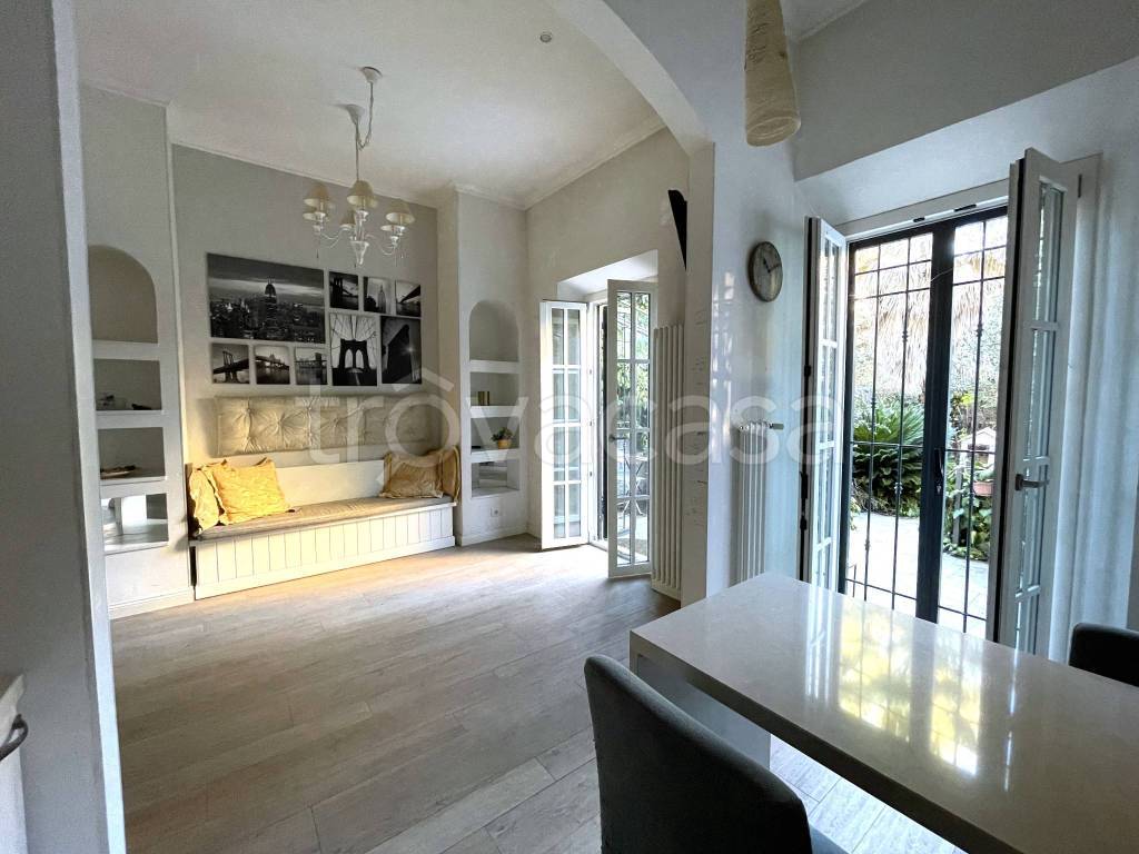 casa indipendente in vendita a Firenze in zona Centro Storico