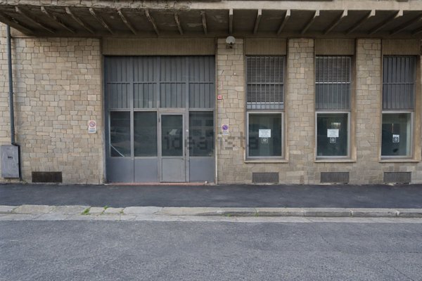 locale di sgombero in vendita a Firenze