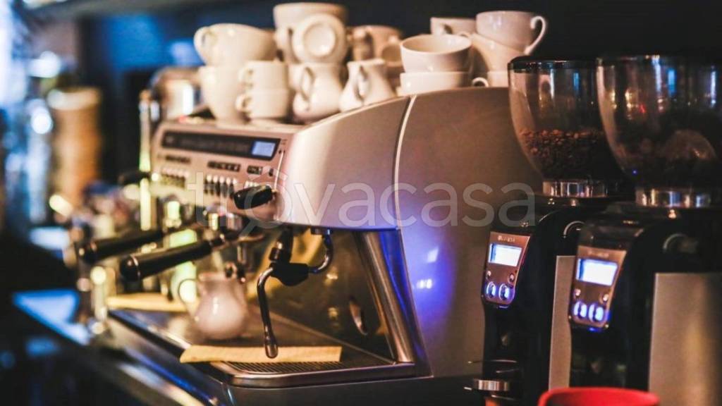 negozio in vendita a Firenze in zona Novoli