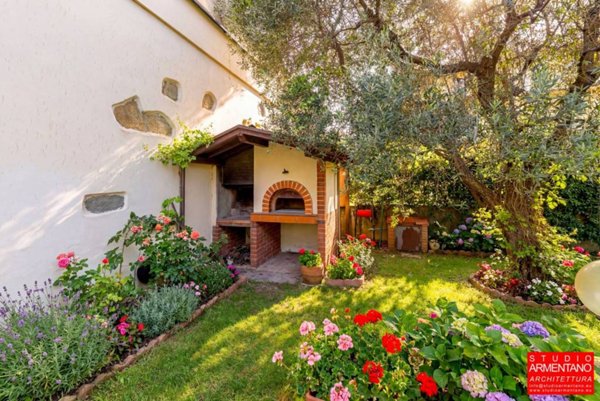 appartamento in vendita a Firenze in zona Campo di Marte