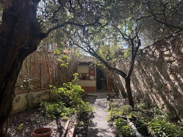 appartamento in vendita a Firenze in zona Campo di Marte