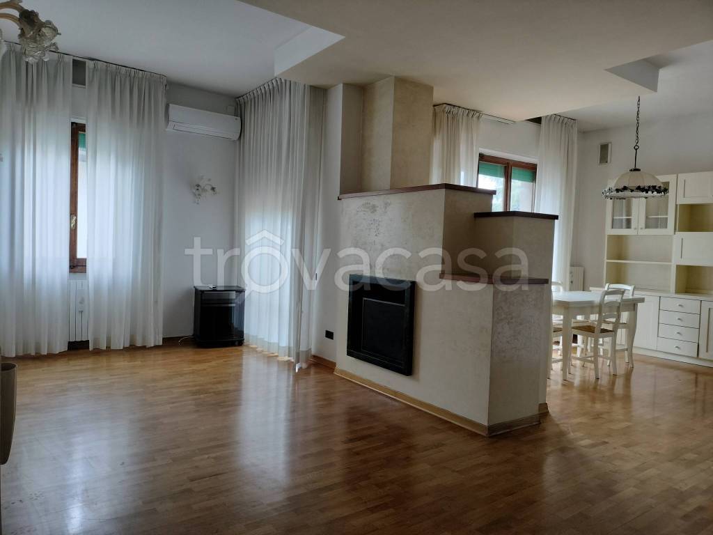 appartamento in vendita a Firenze in zona Galluzzo