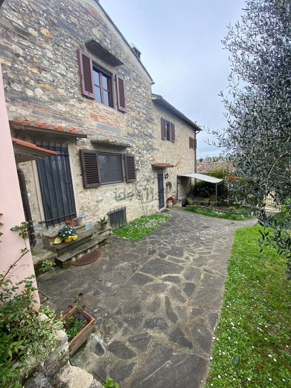 appartamento in vendita a Firenze in zona Galluzzo