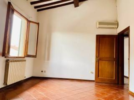 appartamento in vendita a Firenze in zona Isolotto