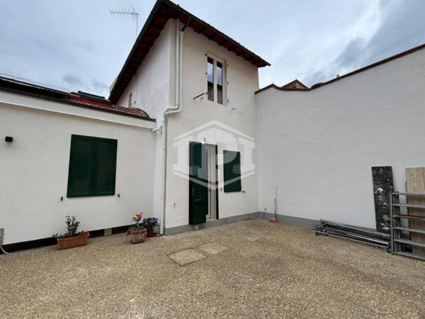 appartamento in vendita a Firenze in zona Statuto