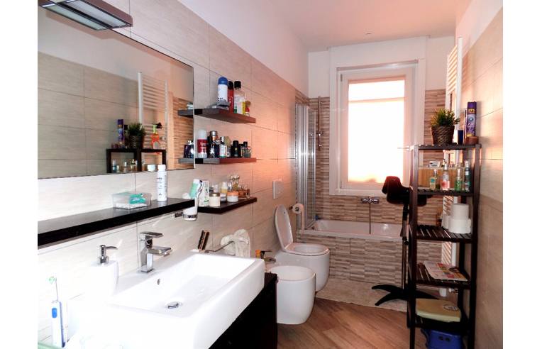 appartamento in vendita a Firenze in zona Isolotto