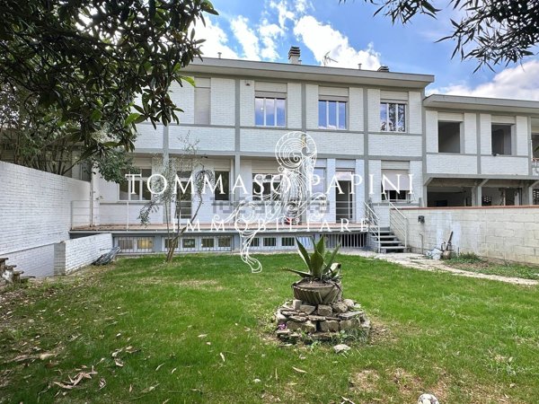 casa indipendente in vendita a Firenze in zona Gavinana
