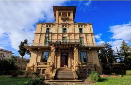 appartamento in vendita a Firenze in zona Porta Romana