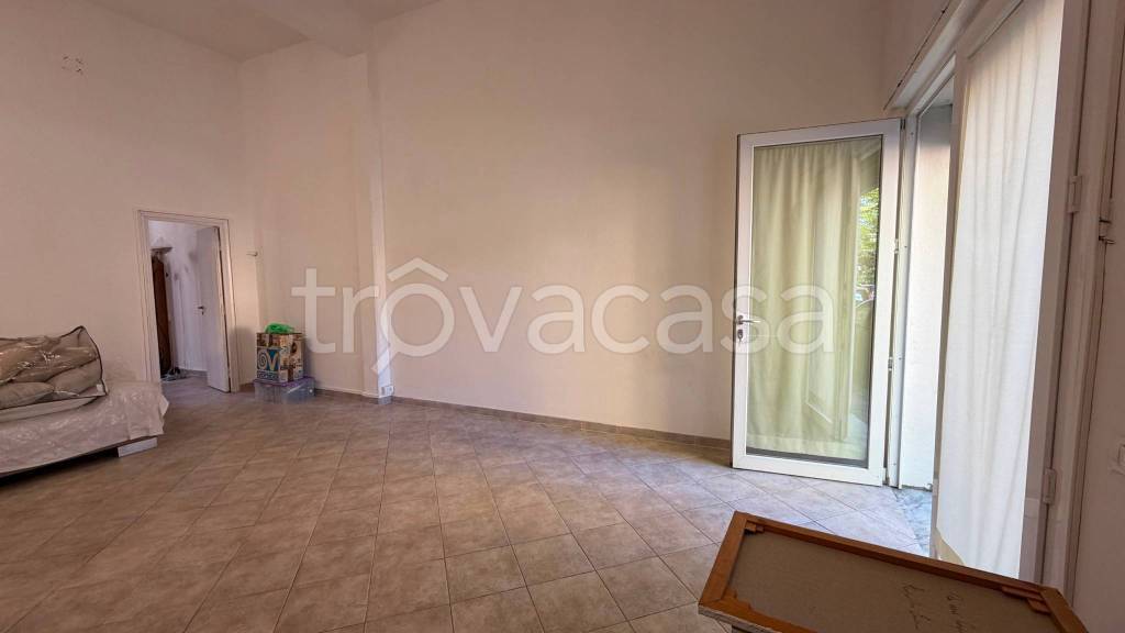 negozio in vendita a Firenze in zona Statuto