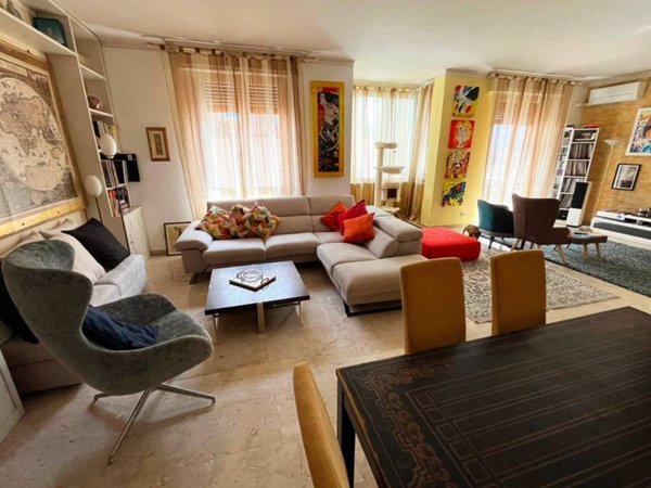 appartamento in vendita a Firenze in zona Campo di Marte