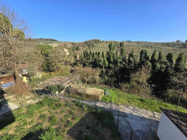 appartamento in vendita a Firenze in zona Serpiolle