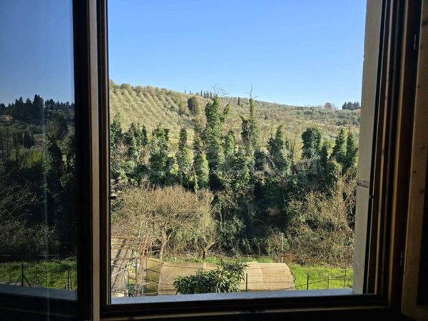 appartamento in vendita a Firenze in zona Serpiolle