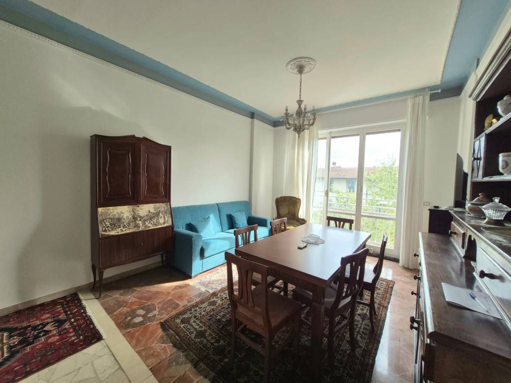 appartamento in vendita a Firenze in zona Campo di Marte