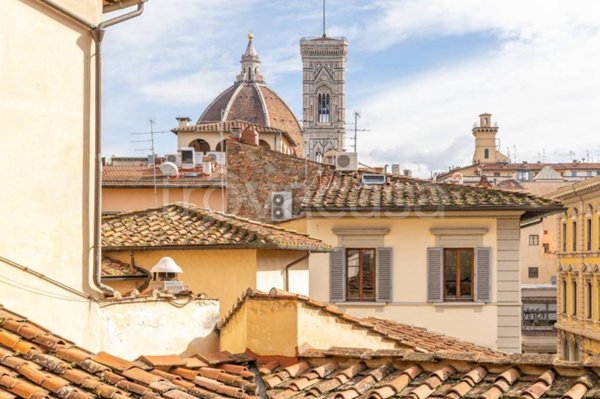 appartamento in vendita a Firenze in zona Centro Santa Maria Novella