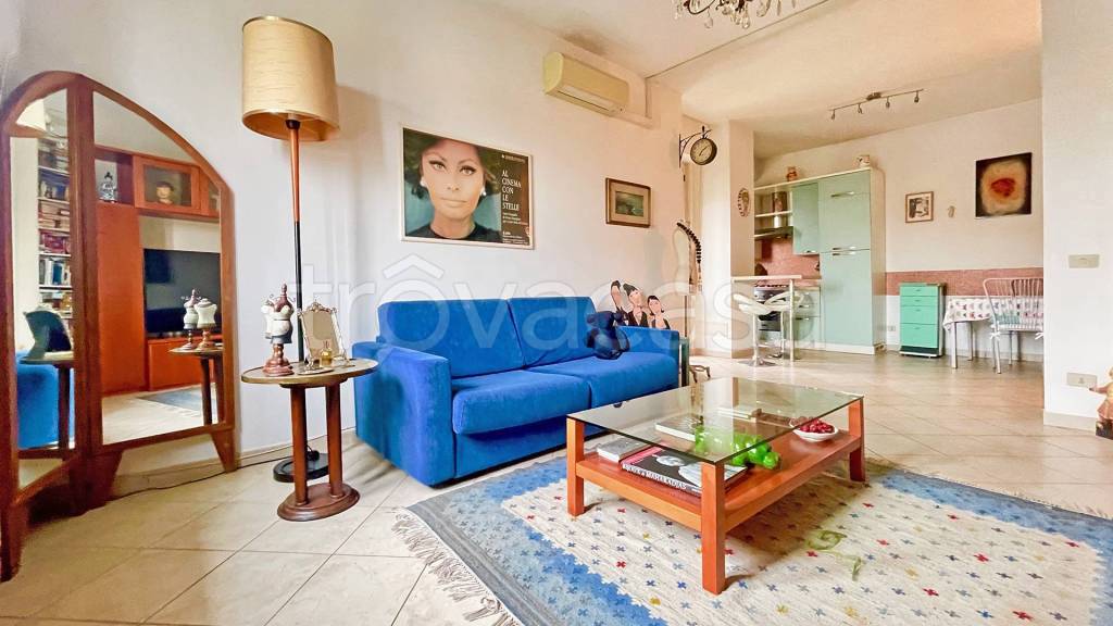 appartamento in vendita a Firenze in zona Isolotto