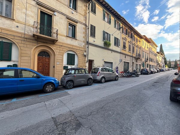 casa semindipendente in vendita a Firenze in zona Porta Romana