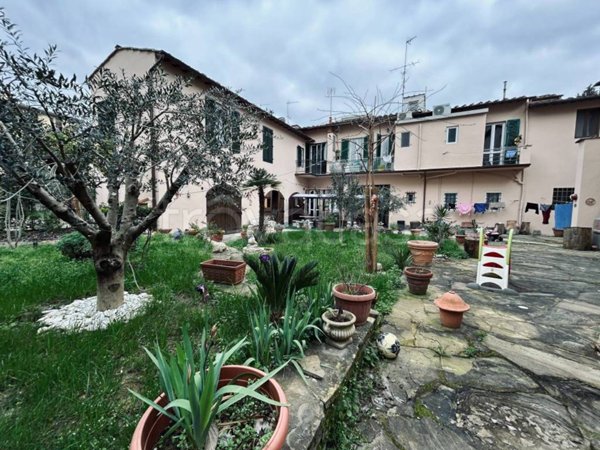 appartamento in vendita a Firenze in zona Isolotto