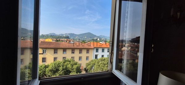 appartamento in vendita a Firenze in zona Campo di Marte