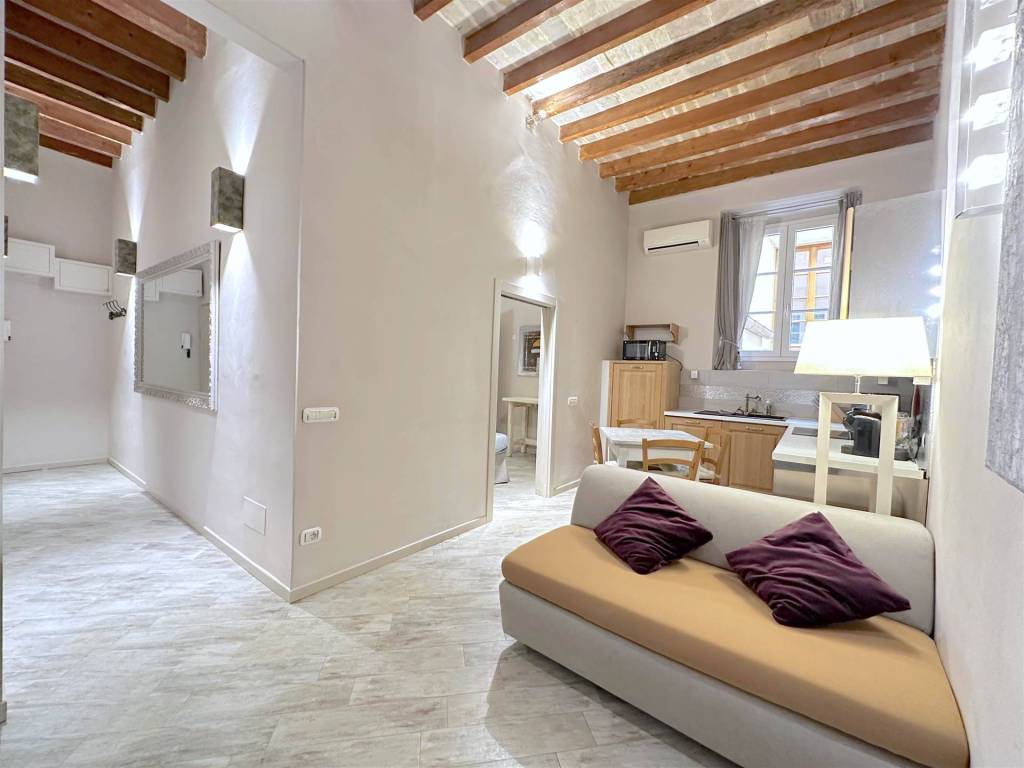 appartamento in vendita a Firenze in zona Centro Duomo