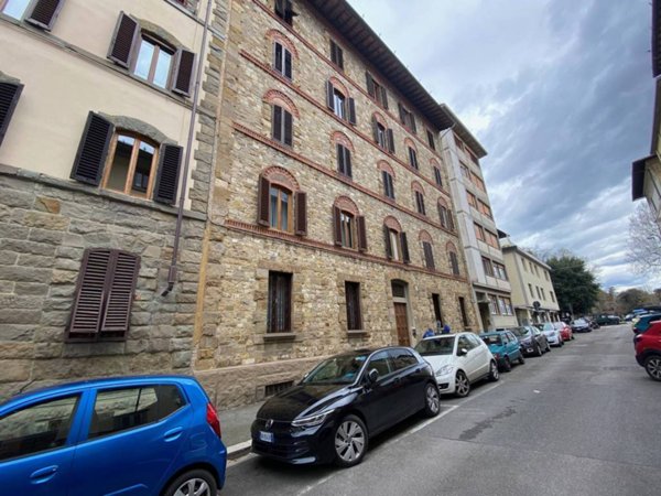 appartamento in vendita a Firenze in zona Statuto