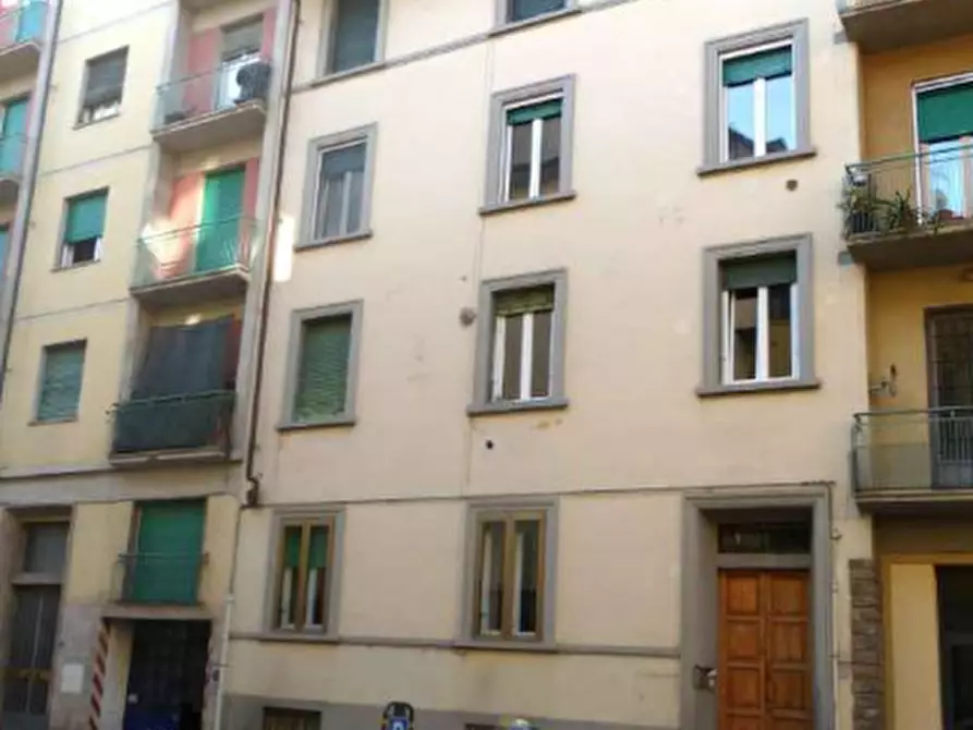locale di sgombero in vendita a Firenze