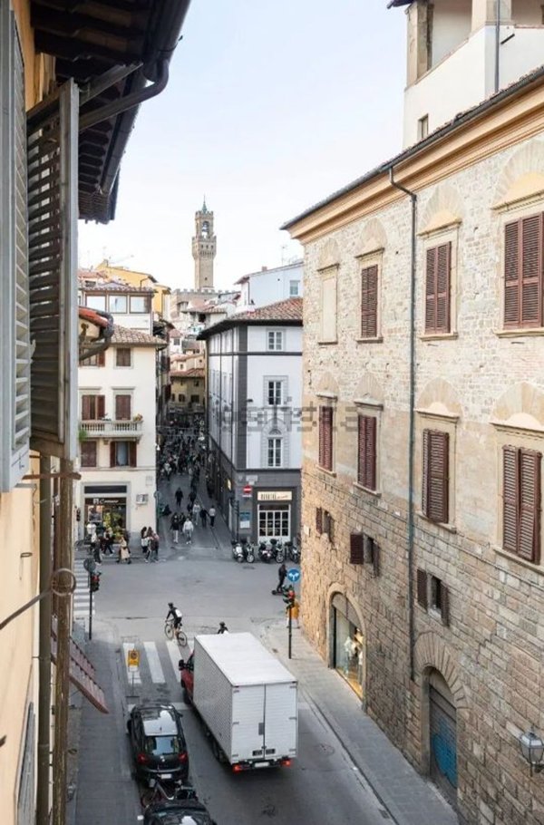 appartamento in vendita a Firenze in zona Centro Santa Croce