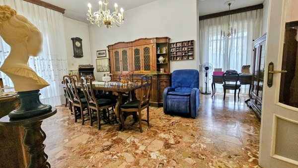 appartamento in vendita a Firenze in zona Isolotto