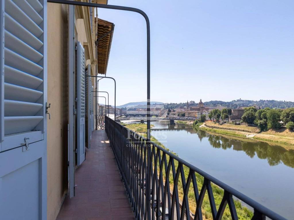 appartamento in vendita a Firenze in zona Ognissanti