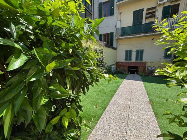 appartamento in vendita a Firenze in zona Pignone