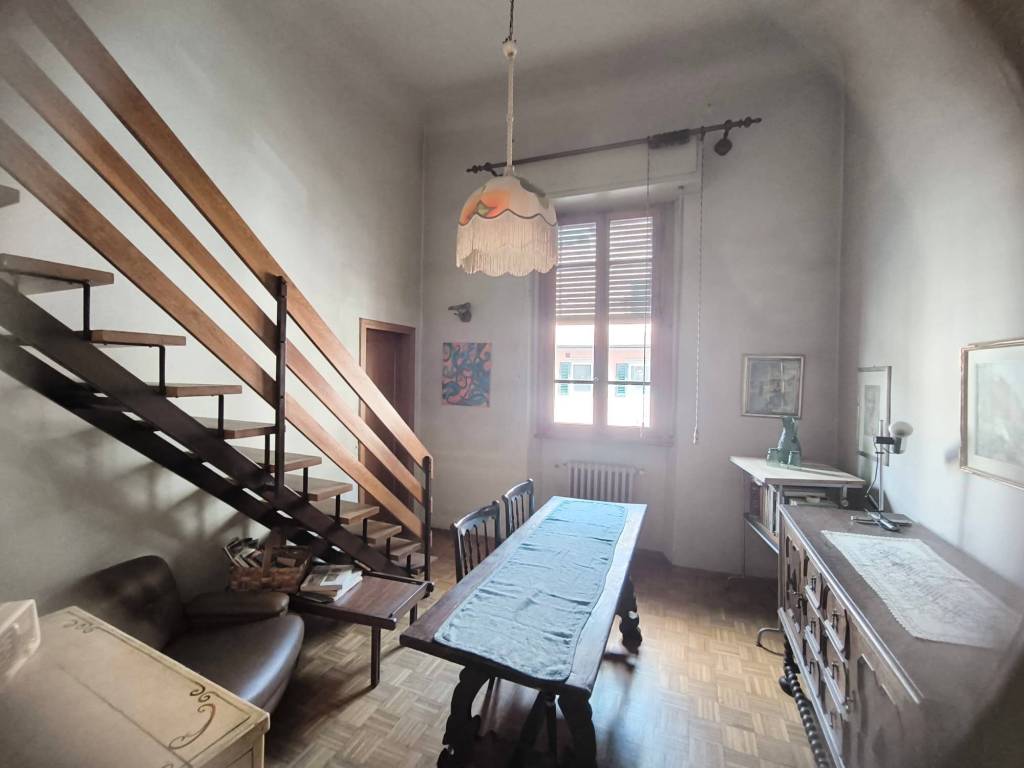 appartamento in vendita a Firenze in zona Campo di Marte