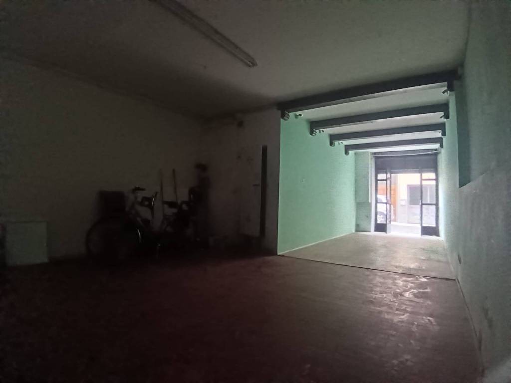negozio in vendita a Firenze in zona Centro Santa Croce