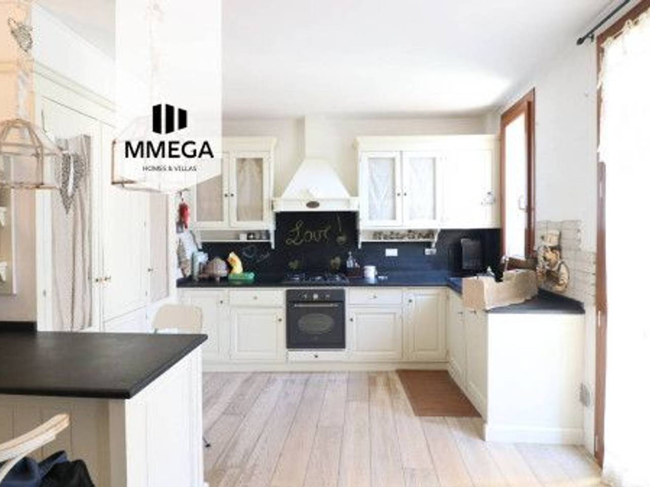 appartamento in vendita a Firenze in zona Campo di Marte