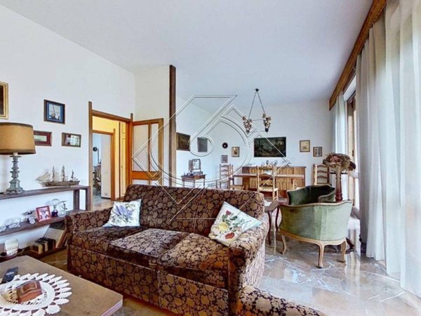 appartamento in vendita a Firenze in zona Isolotto