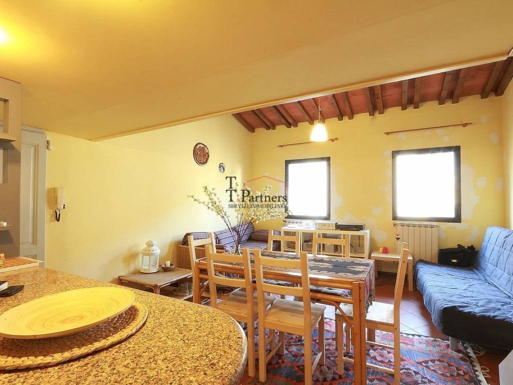 appartamento in vendita a Firenze in zona Centro Santa Maria Novella