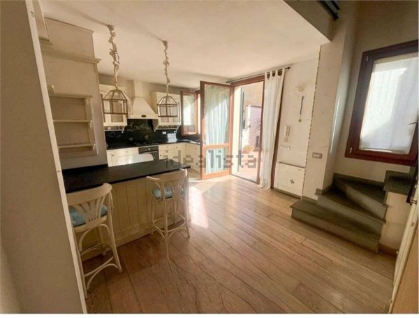 appartamento in vendita a Firenze in zona Campo di Marte