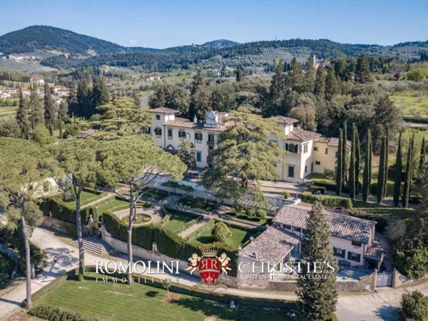 casa indipendente in vendita a Firenze in zona Campo di Marte