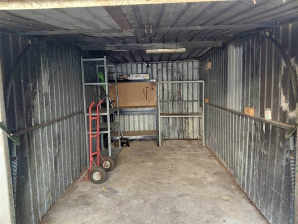 casa semindipendente in vendita a Firenze in zona Isolotto